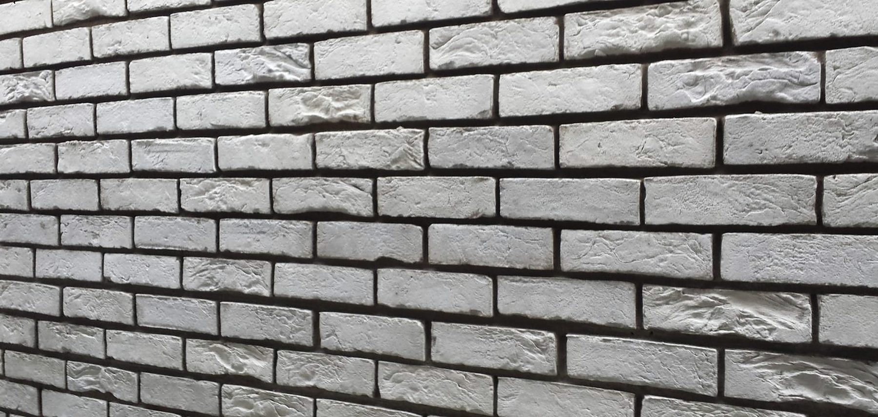 Mur en brique de parement, Danube à Colmar